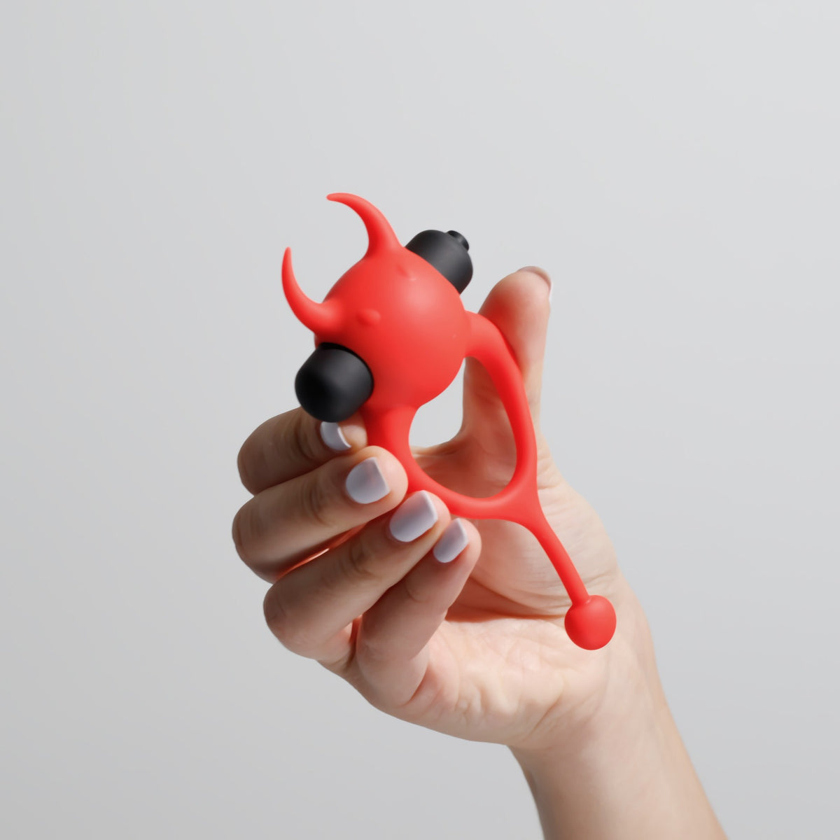 DAEMON ANEL PARA O PÉNIS COM VIBRAÇÃO VERMELHO CRUSHIOUS - Lust Sexshop